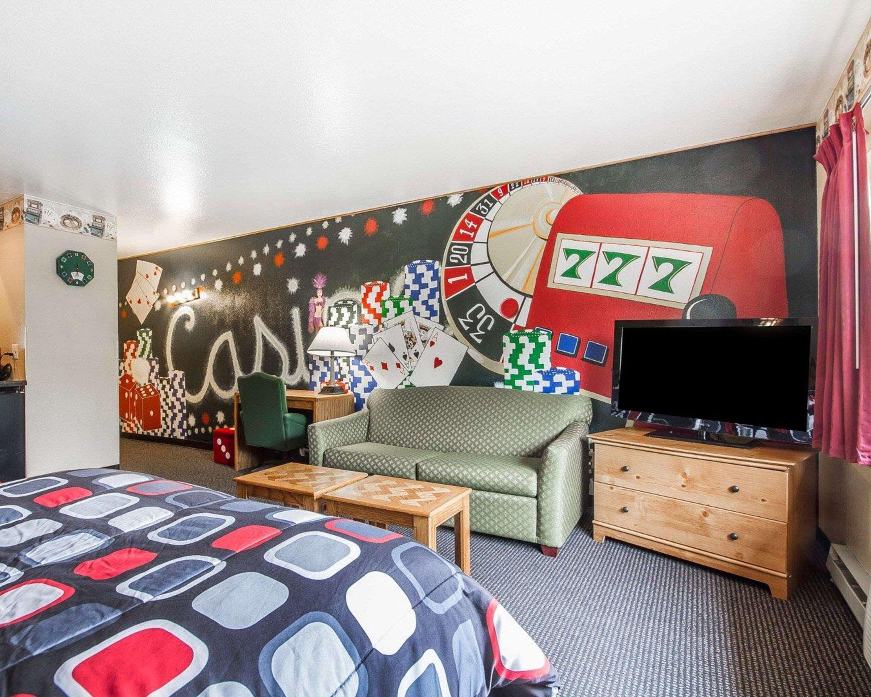 Rodeway Inn & Suites Madison East Eksteriør bilde