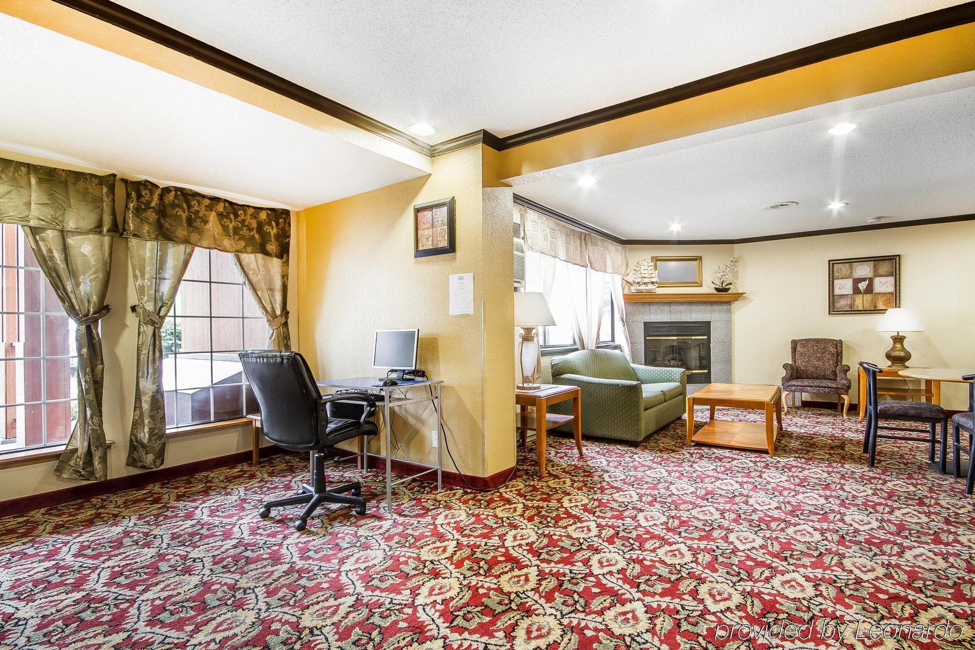 Rodeway Inn & Suites Madison East Eksteriør bilde