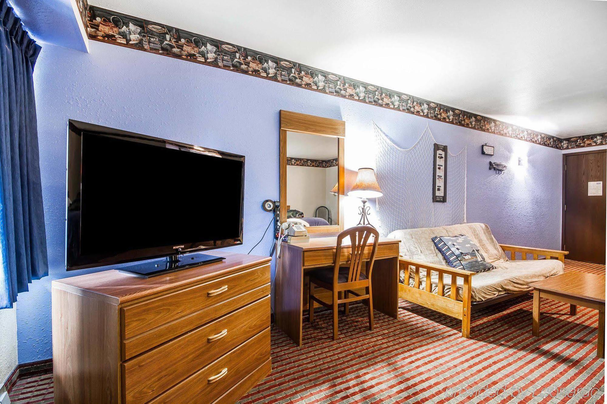Rodeway Inn & Suites Madison East Eksteriør bilde